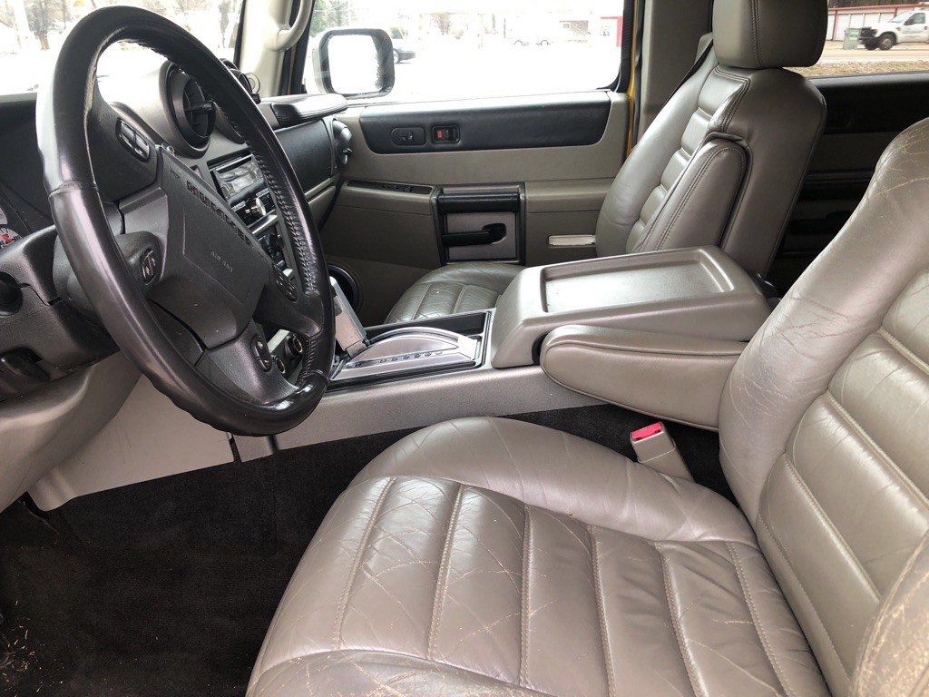 2003 HUMMER H2 Image 10