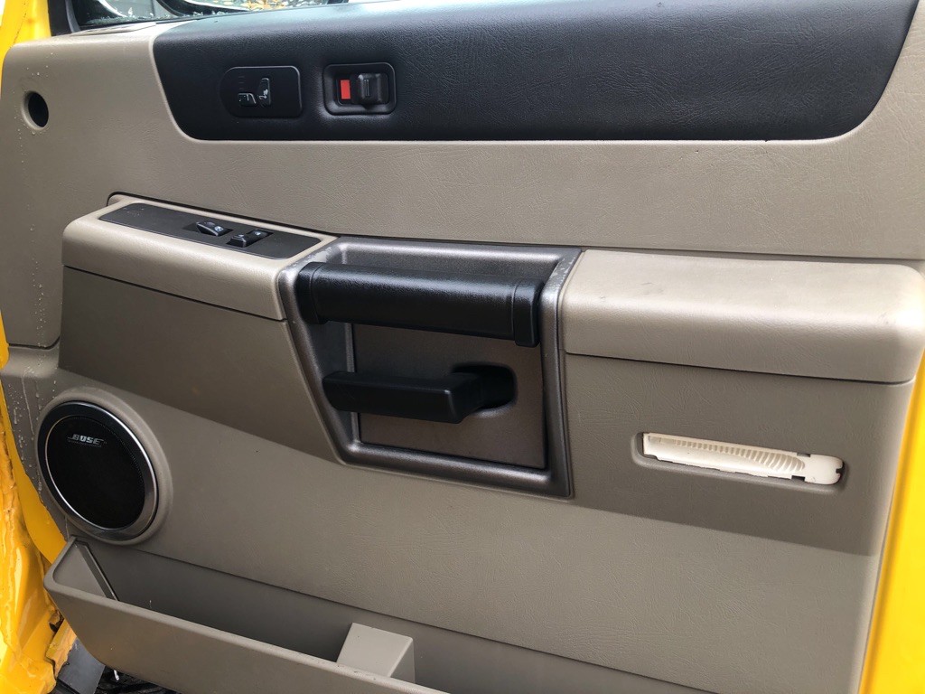 2003 HUMMER H2 Image 19