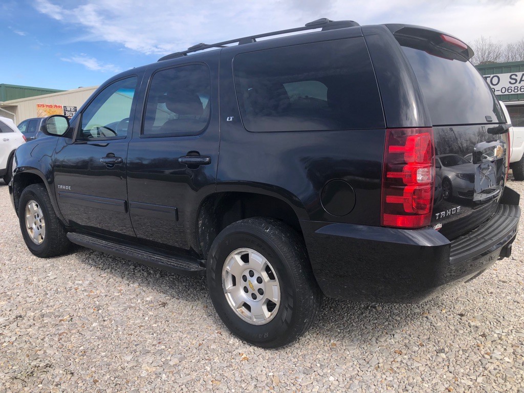 2013 Chevrolet Tahoe Image 2