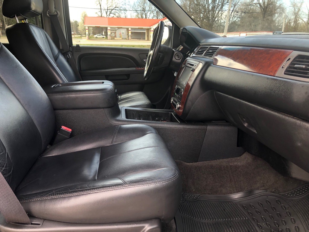 2013 Chevrolet Tahoe Image 9