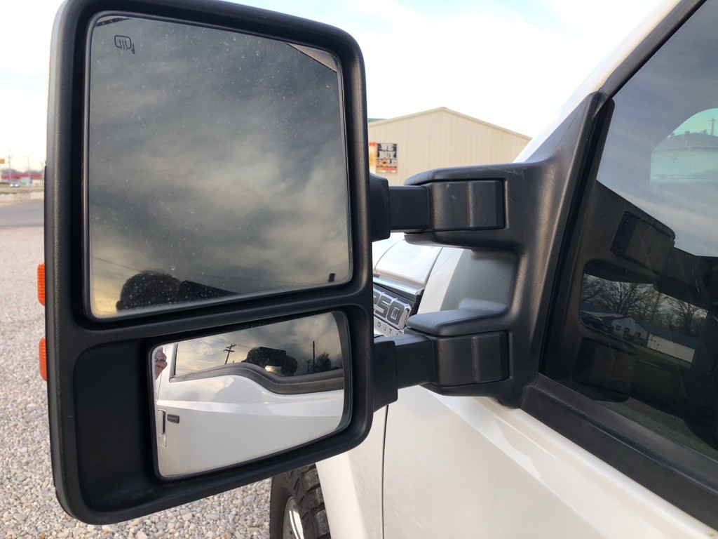 2012 Ford F-250 Image 28