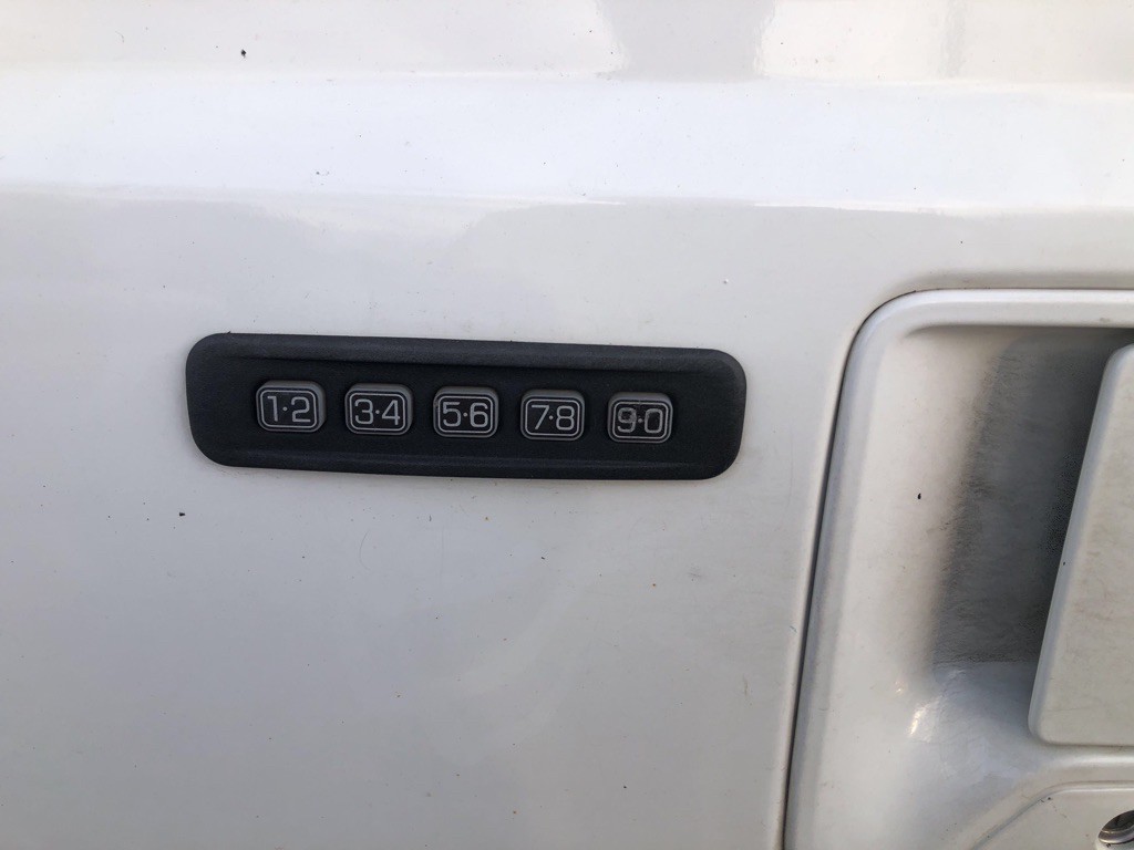 2012 Ford F-250 Image 29