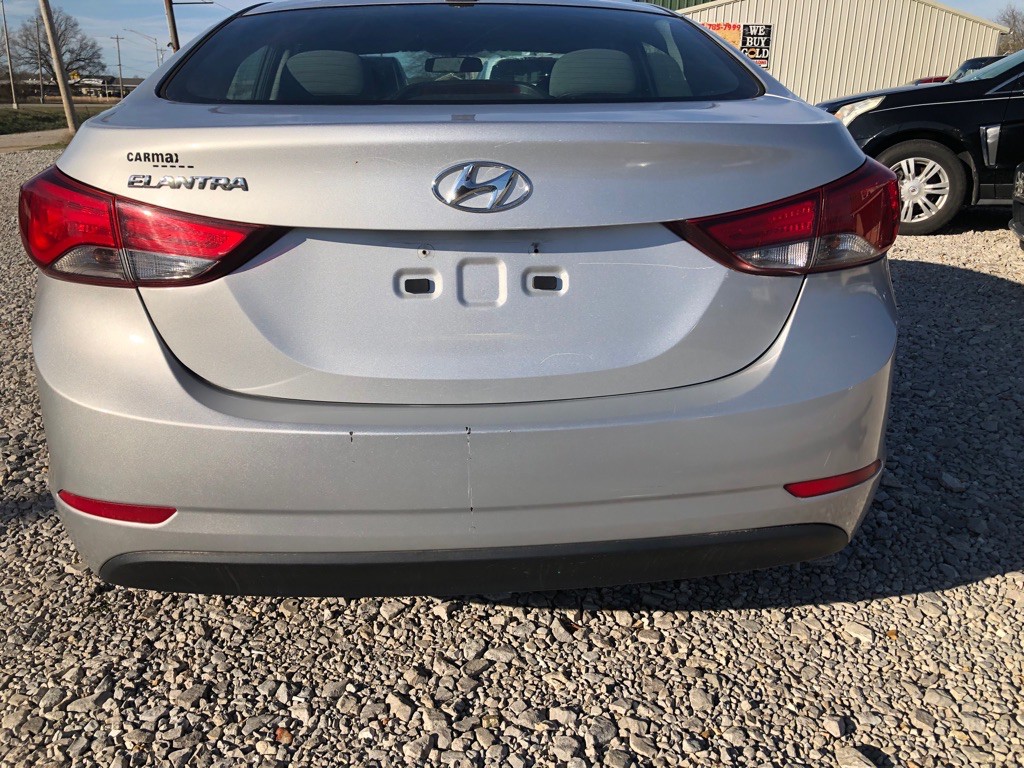 2015 Hyundai Elantra Image 6