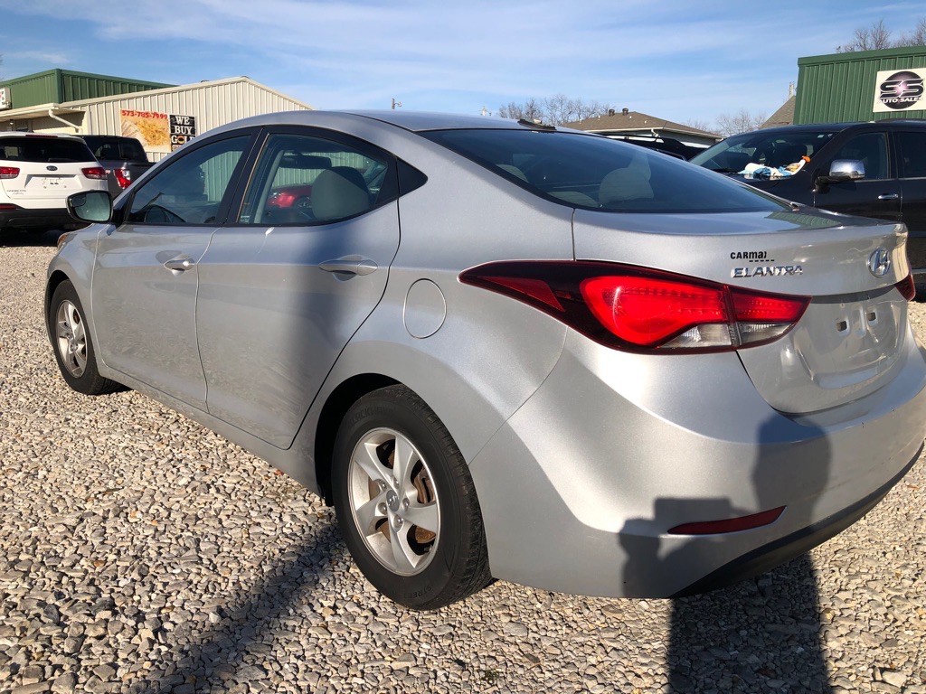 2015 Hyundai Elantra Image 7