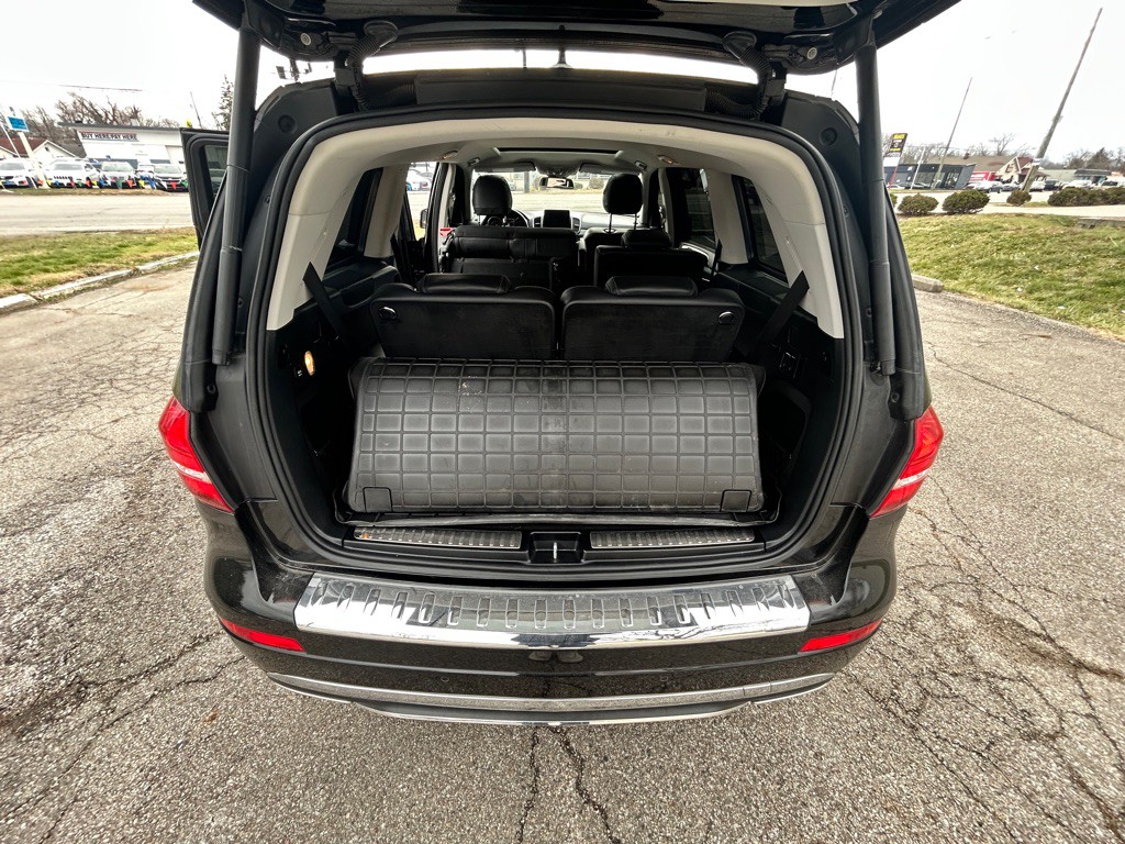 2017 Mercedes-Benz GLS-Class Image 21