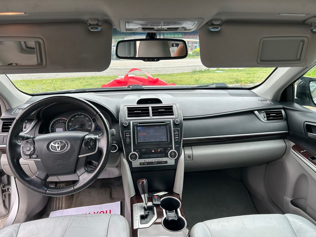 2013 Toyota Camry Image 7