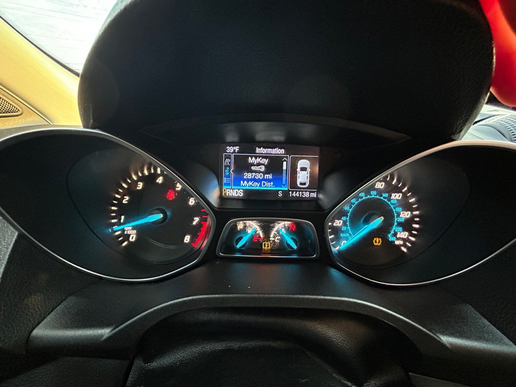 2016 Ford Escape Image 17