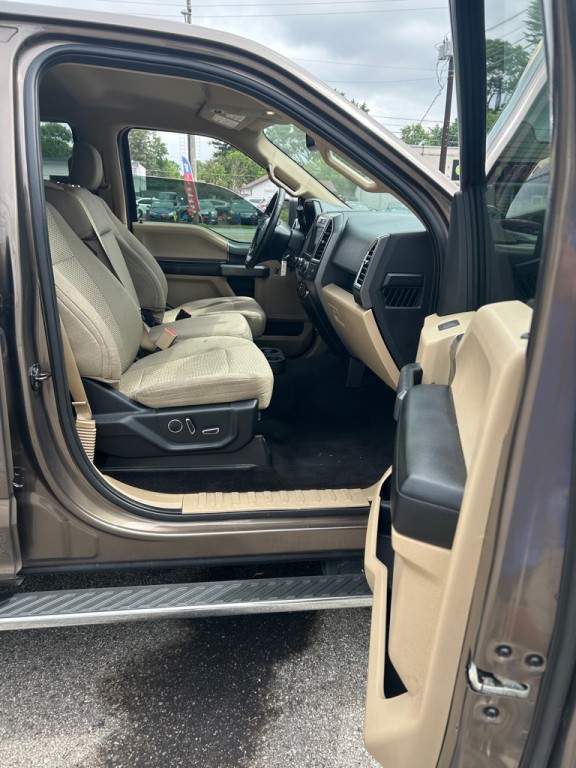 2015 Ford F-150 Image 16