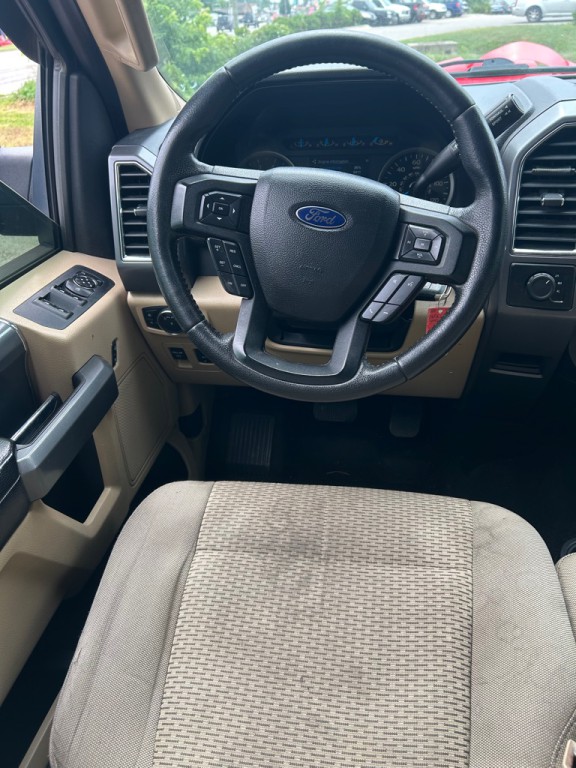 2015 Ford F-150 Image 17