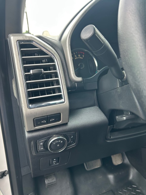 2016 Ford F-150 Image 5