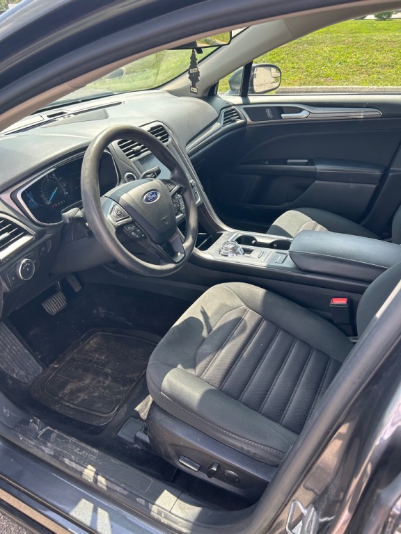 2017 Ford Fusion Image 9