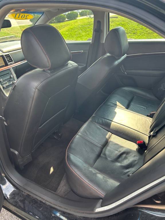2011 Lincoln MKZ Image 10
