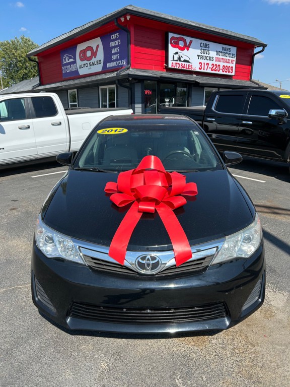 2012 Toyota Camry Image 1