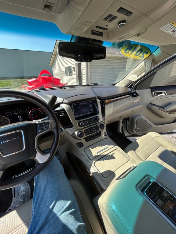 2015 GMC Yukon Image 17