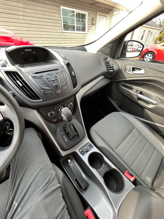 2016 Ford Escape Image 17