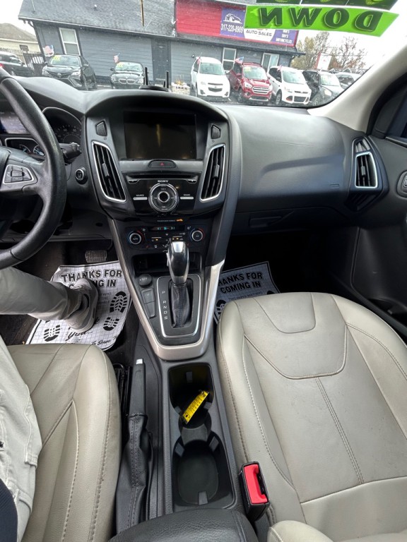 2018 Ford Focus Image 17