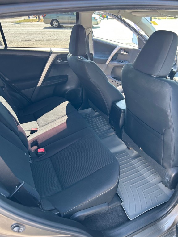 2015 Toyota Rav4 Image 12