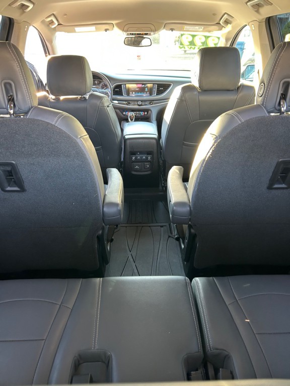 2018 Buick Enclave Image 14