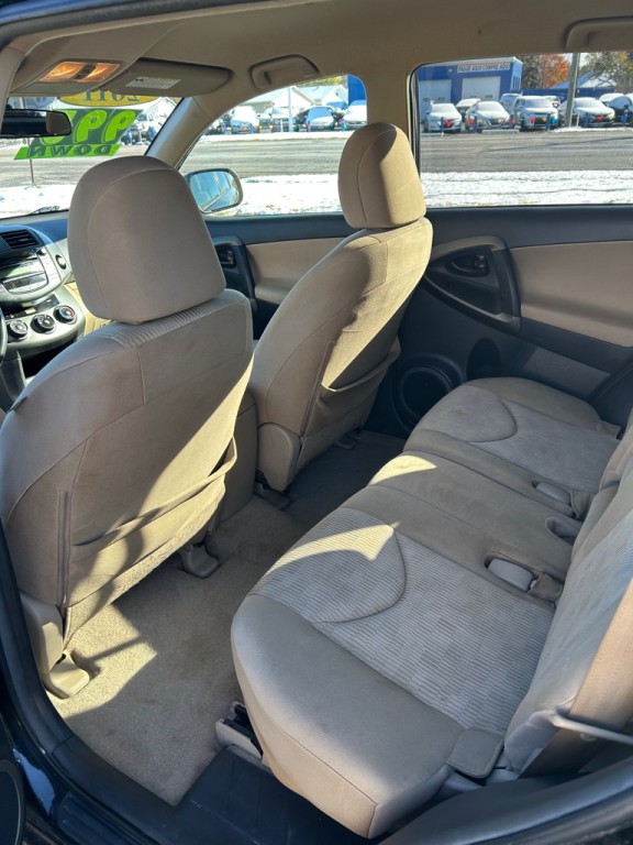 2011 Toyota Rav4 Image 10