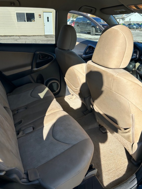 2011 Toyota Rav4 Image 12