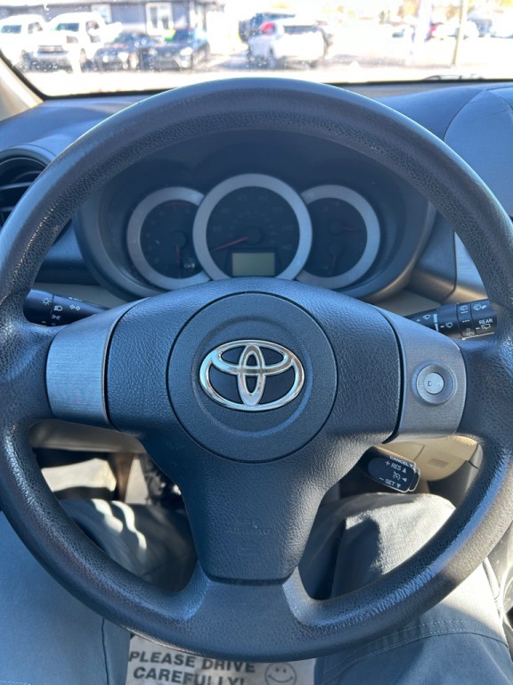 2011 Toyota Rav4 Image 16