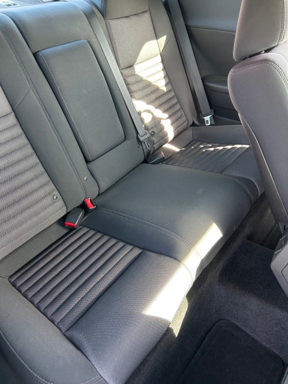 2014 Dodge Challenger Image 12