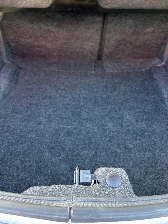 2014 Dodge Challenger Image 14