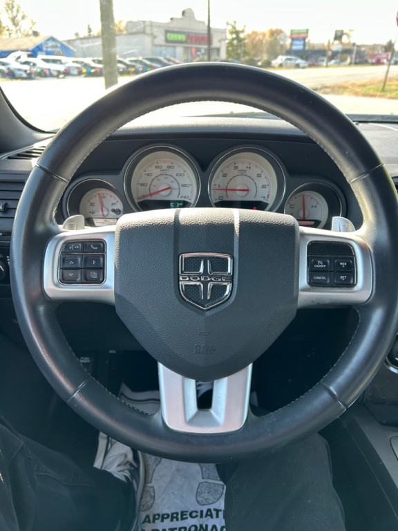 2014 Dodge Challenger Image 15