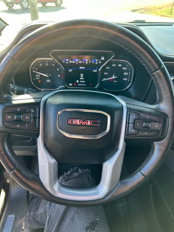 2021 GMC Yukon Image 17