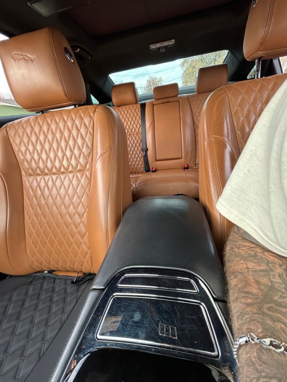 2016 Jaguar XJ Image 18