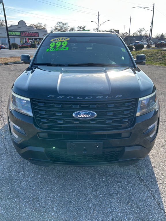 2017 Ford Explorer Image 2