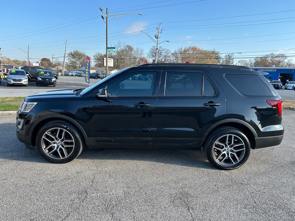 2017 Ford Explorer Image 4