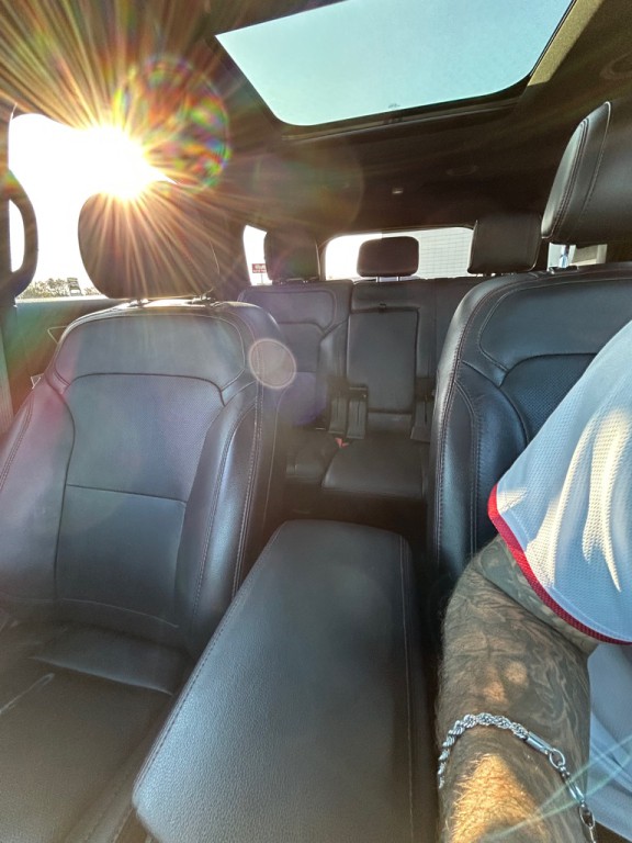 2017 Ford Explorer Image 16