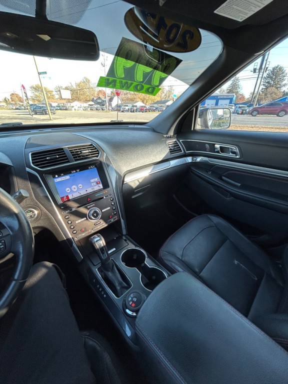 2017 Ford Explorer Image 19
