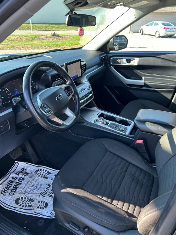 2021 Ford Explorer Image 9