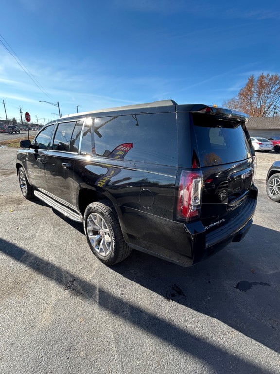 2016 GMC Yukon Image 4