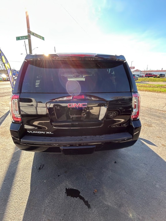 2016 GMC Yukon Image 5