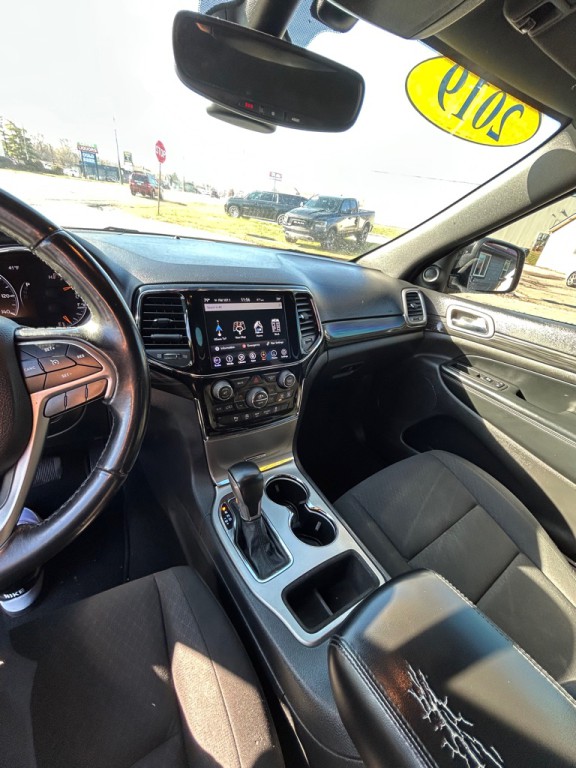 2019 Jeep Grand Cherokee Image 17