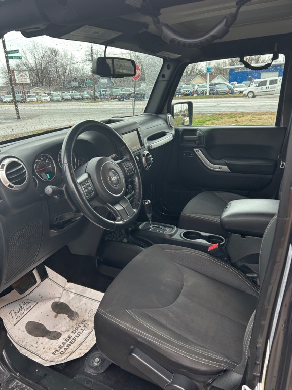 2017 Jeep Wrangler Unlimited Image 9