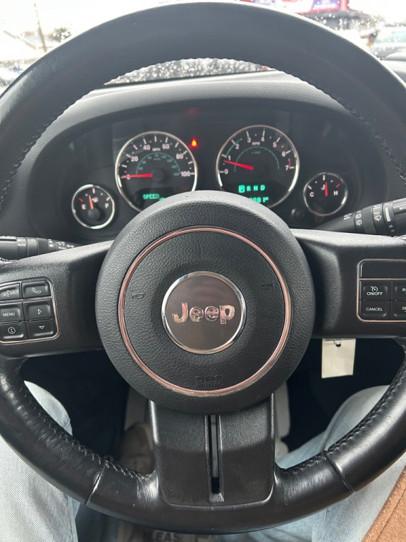 2017 Jeep Wrangler Unlimited Image 16