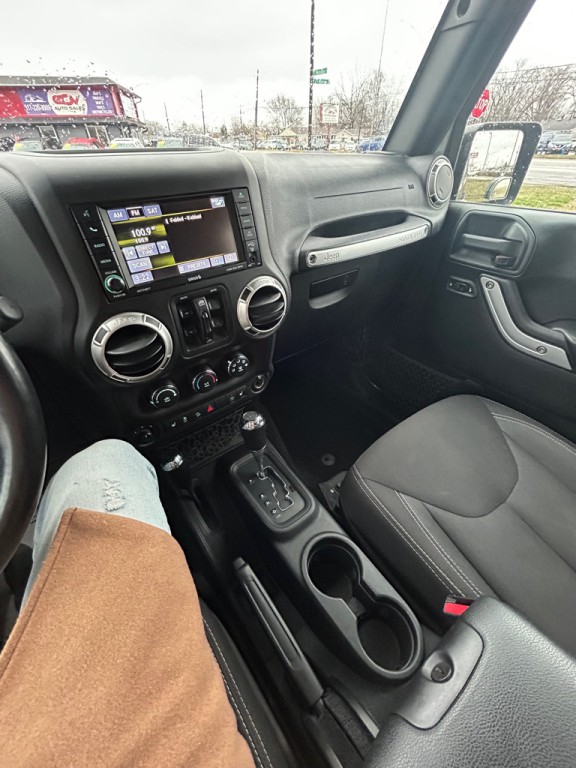 2017 Jeep Wrangler Unlimited Image 18