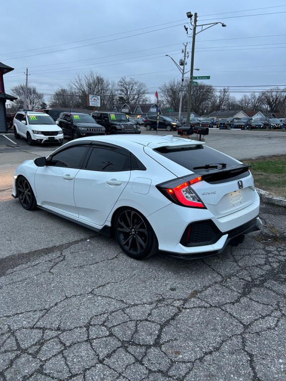 2017 Honda Civic Image 4