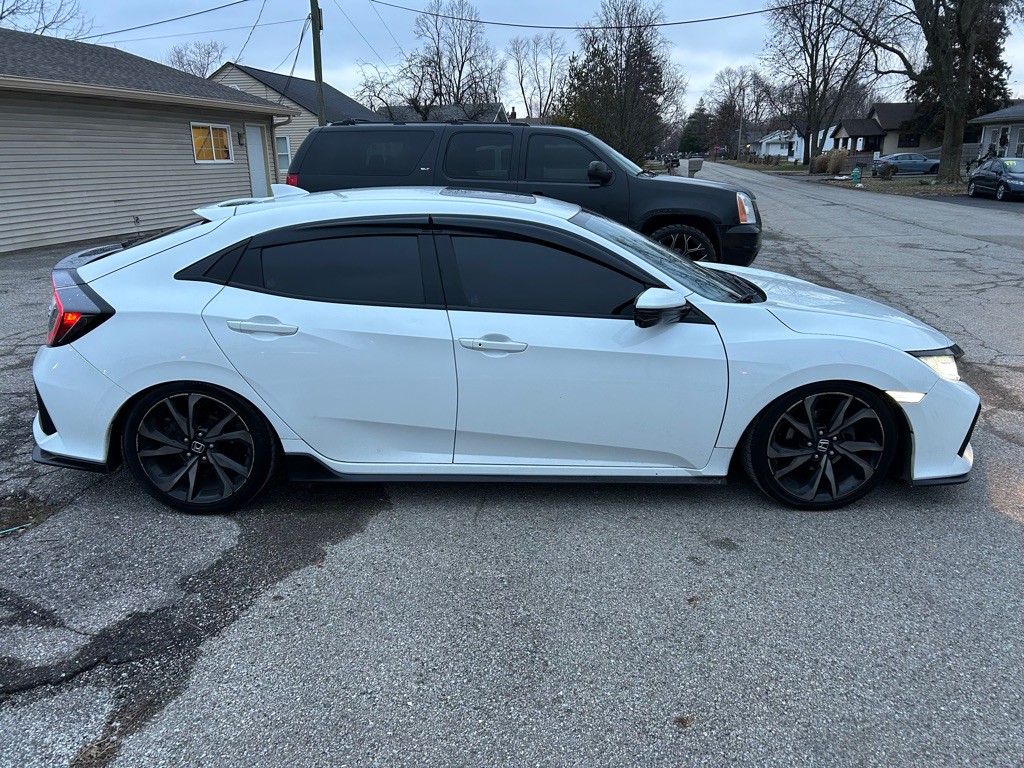 2017 Honda Civic Image 7