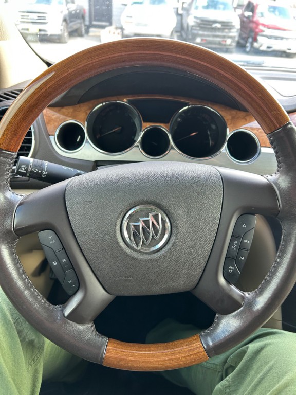 2012 Buick Enclave Image 16