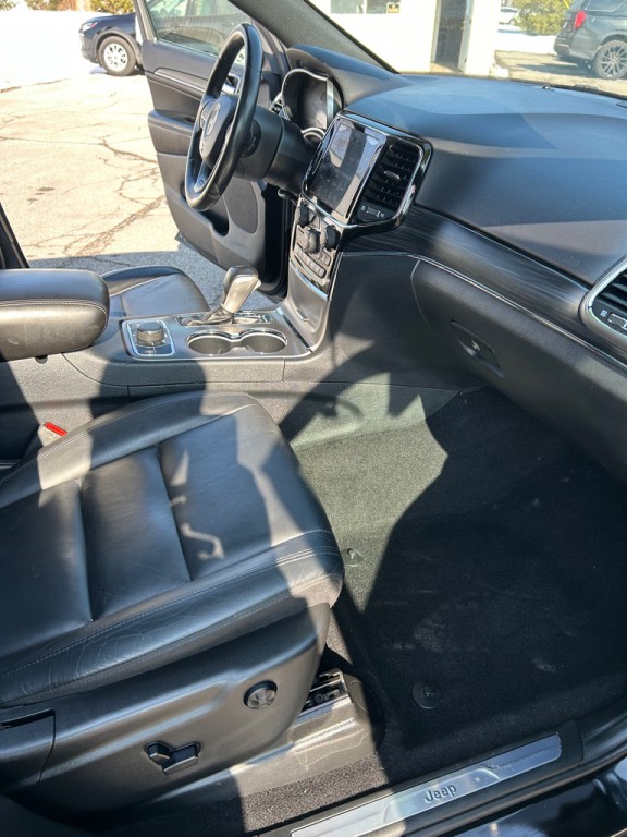 2020 Jeep Grand Cherokee Image 11