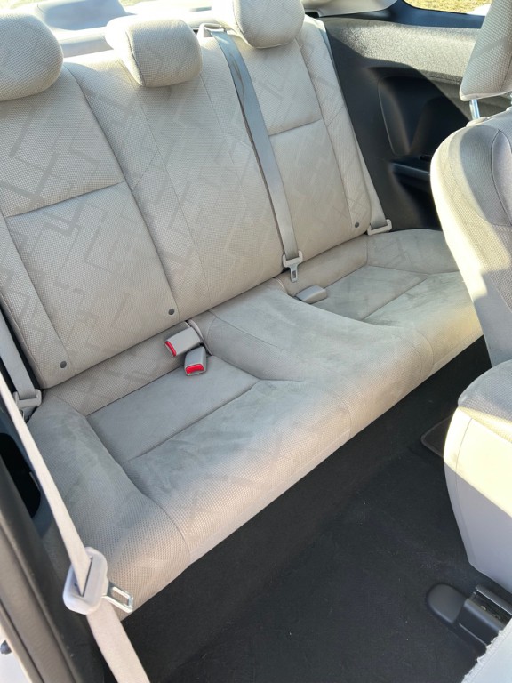 2012 Honda Civic Image 12