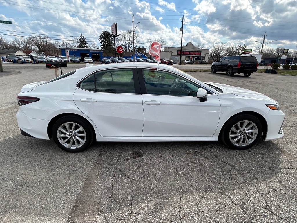 2024 Toyota Camry Image 8