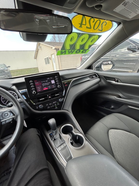 2024 Toyota Camry Image 19