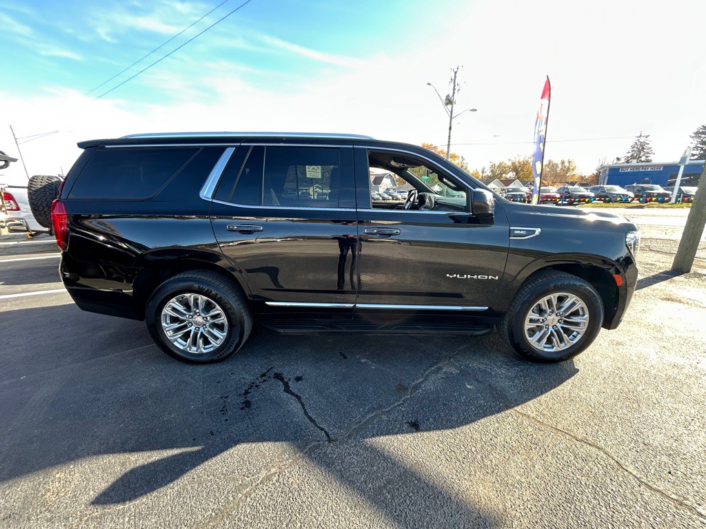 2021 GMC Yukon Image 7