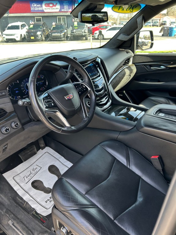 2017 Cadillac Escalade Image 9